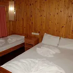 Toll Szálloda 2*