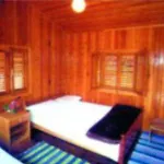 Toll Hotel Side